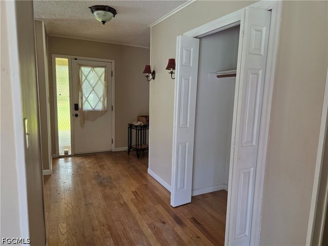 4756 Skates CIR, Fort Myers, FL 33905