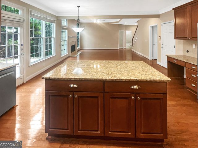 5675 Coopers Glen Court SW, Mableton, GA 30126