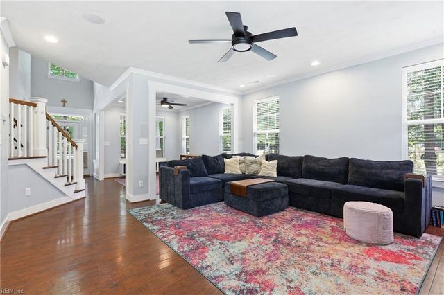 1041 Scenic BLVD, Chesapeake, VA 23322