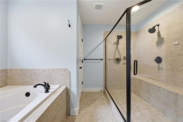 1041 Scenic BLVD, Chesapeake, VA 23322