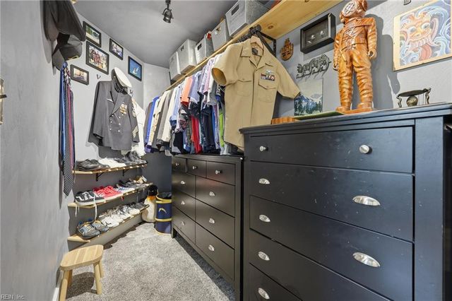 1041 Scenic BLVD, Chesapeake, VA 23322