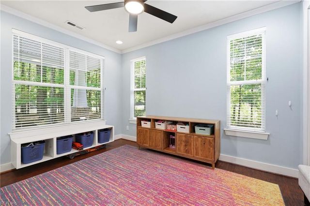 1041 Scenic BLVD, Chesapeake, VA 23322