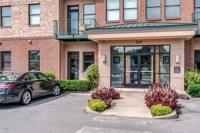 2201 8th Ave S Apt 104, Nashville, TN 37204