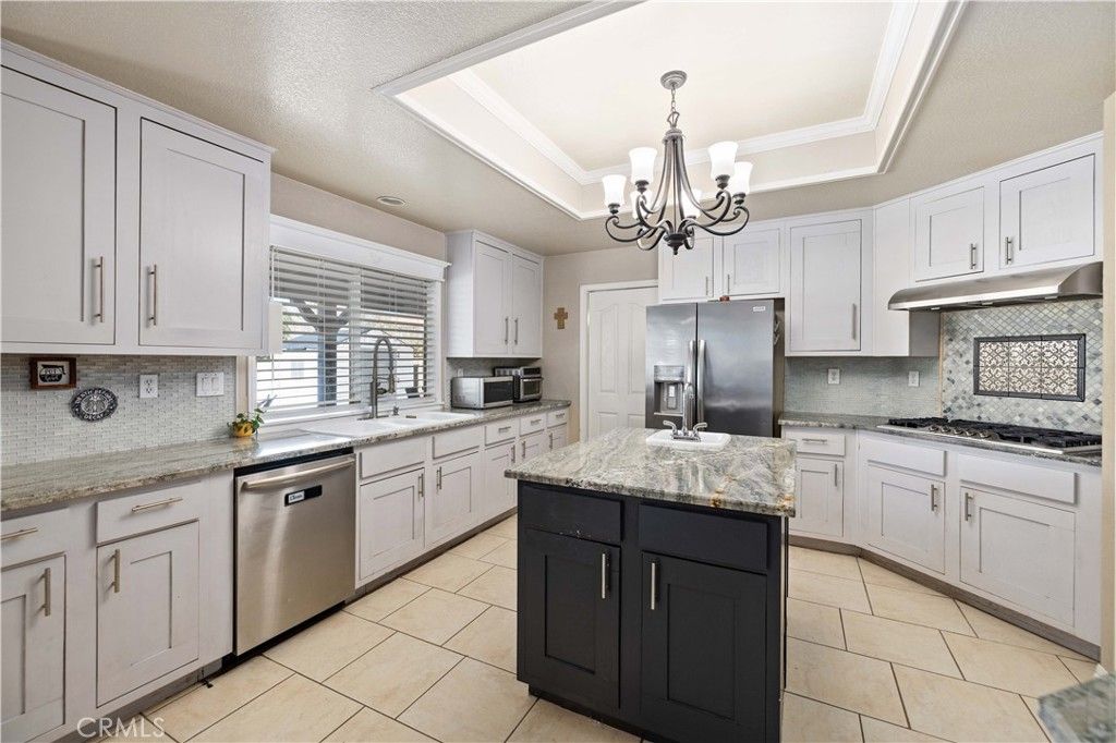 Image 13 of property listing at 44235 Westridge, Lancaster, CA 93536