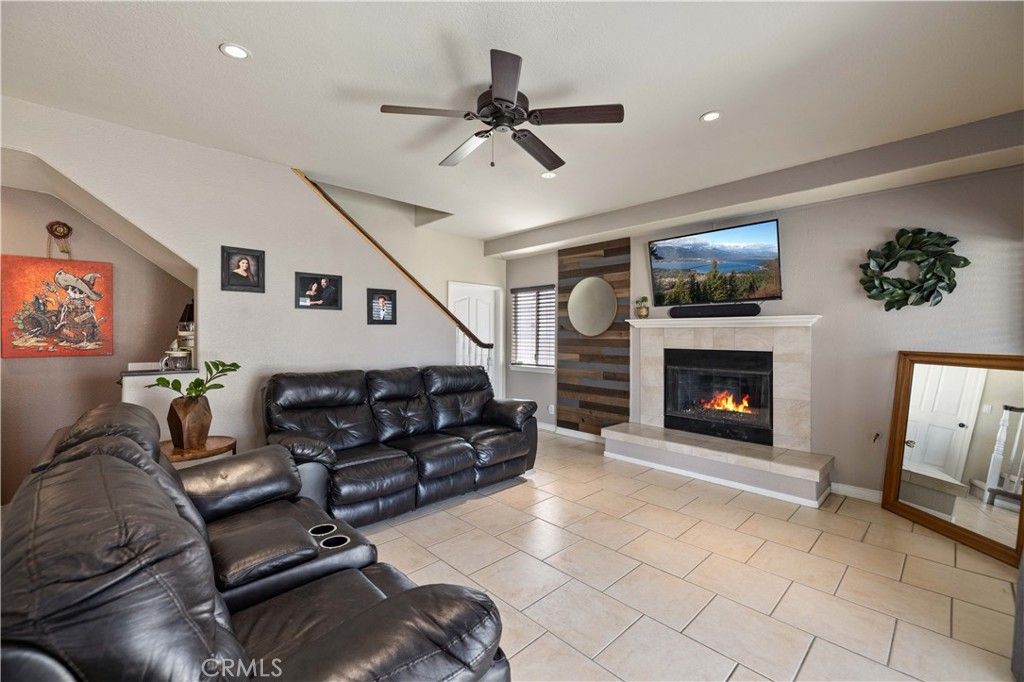 Image 21 of property listing at 44235 Westridge, Lancaster, CA 93536