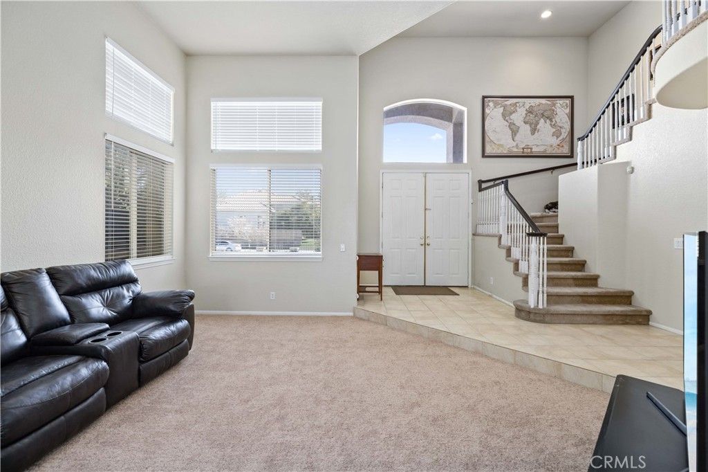 Image 5 of property listing at 44235 Westridge, Lancaster, CA 93536