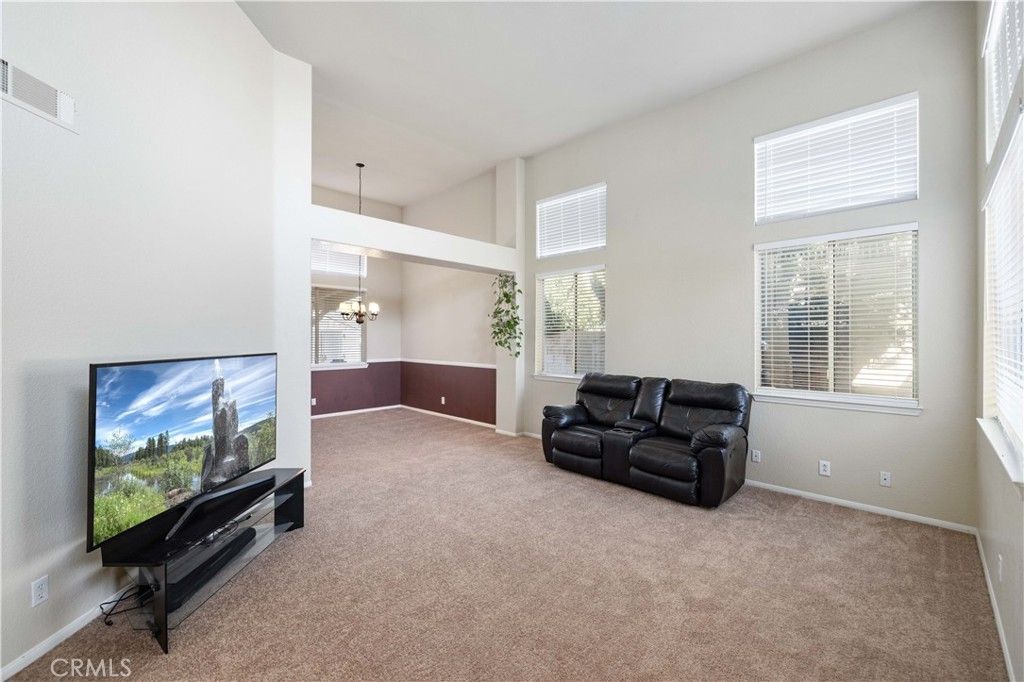 Image 8 of property listing at 44235 Westridge, Lancaster, CA 93536