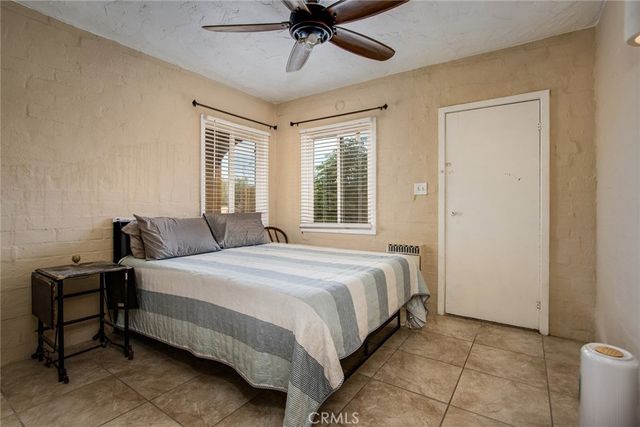 6155 Cahuilla, 29 Palms, CA 92277