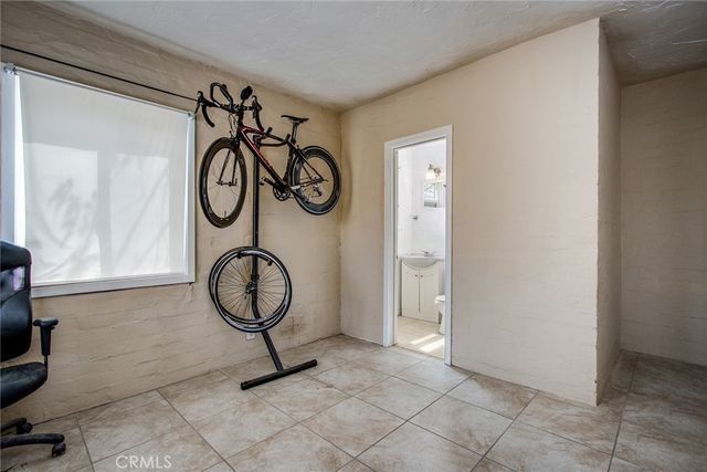 6155 Cahuilla, 29 Palms, CA 92277