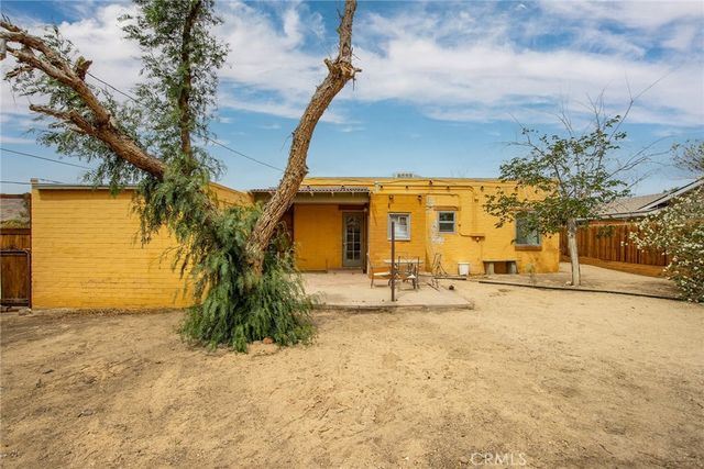 6155 Cahuilla, 29 Palms, CA 92277