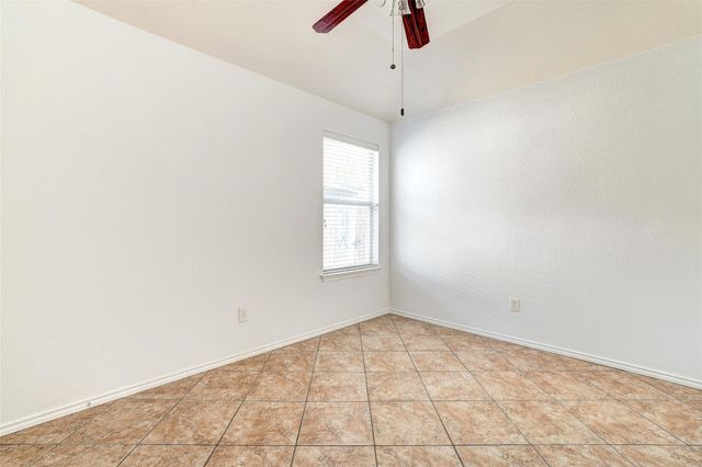 1517 Rainbow Parke DR, Round Rock, TX 78665