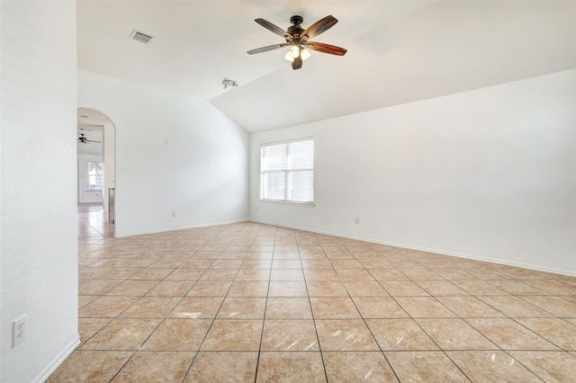 1517 Rainbow Parke DR, Round Rock, TX 78665