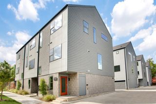 427 W 10th Street 703, Dallas, TX 75208