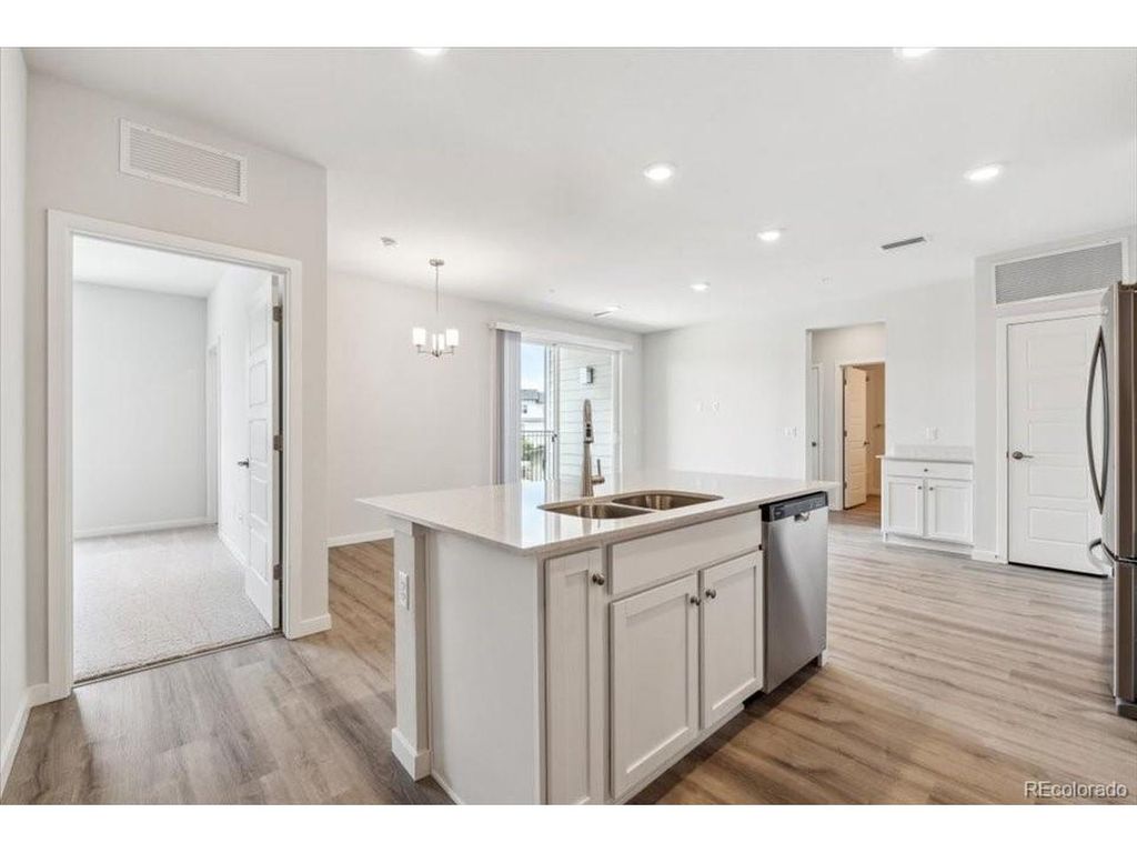 485 Interlocken Blvd 2-210, Broomfield, CO 80021