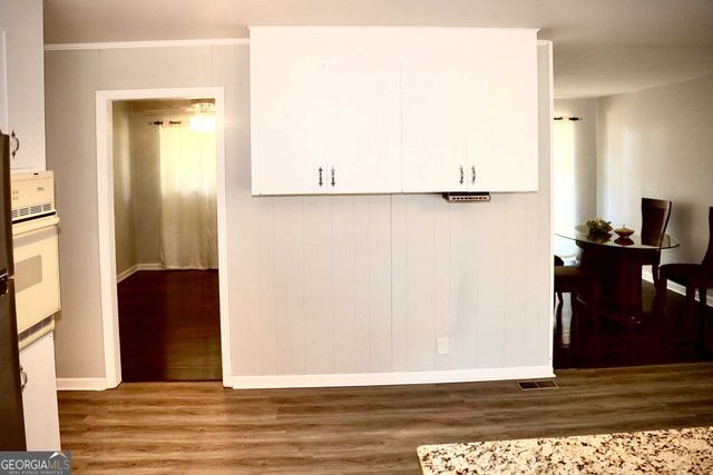 100 Brett Avenue, Warner Robins, GA 31088