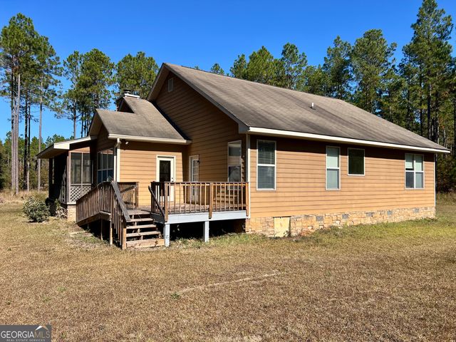 47 Southgate Lane, Hawkinsville, GA 31036