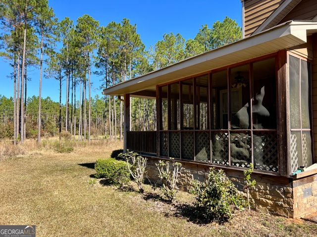 47 Southgate Lane, Hawkinsville, GA 31036