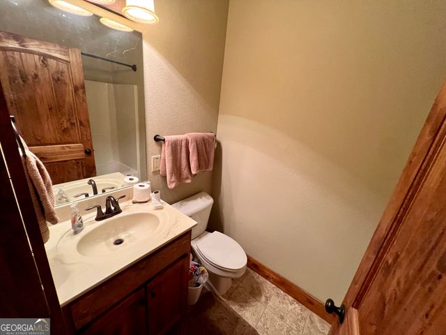 47 Southgate Lane, Hawkinsville, GA 31036