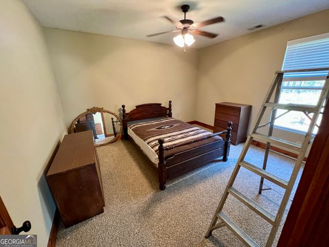 47 Southgate Lane, Hawkinsville, GA 31036