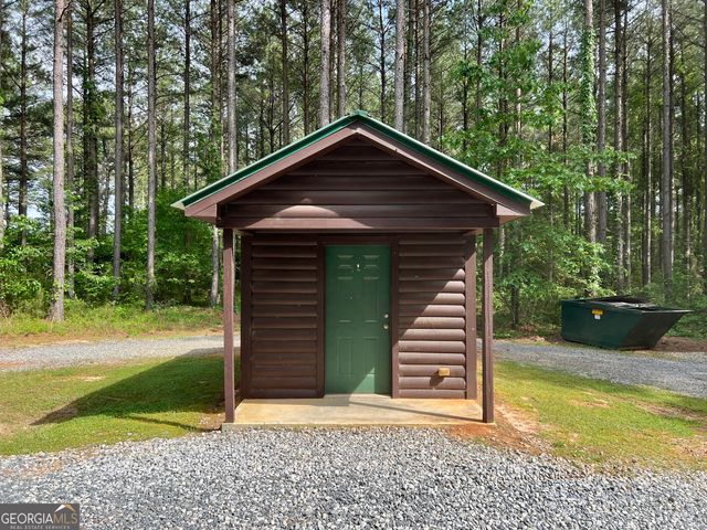 47 Southgate Lane, Hawkinsville, GA 31036