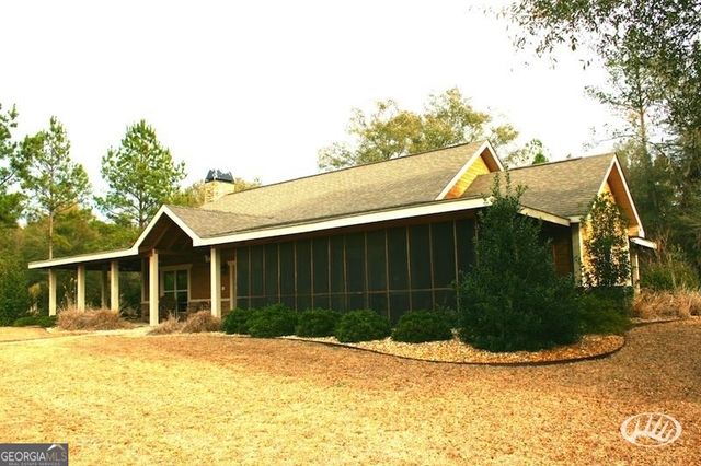 47 Southgate Lane, Hawkinsville, GA 31036