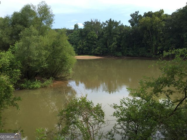 47 Southgate Lane, Hawkinsville, GA 31036