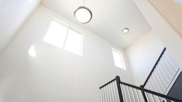 4811 Cordova, Pasco, WA 99301