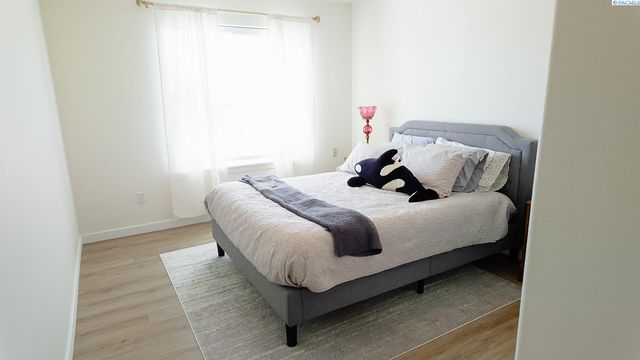 4811 Cordova, Pasco, WA 99301