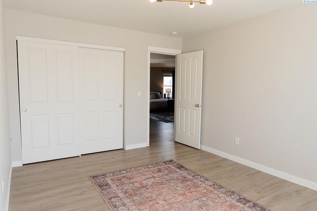 4811 Cordova, Pasco, WA 99301