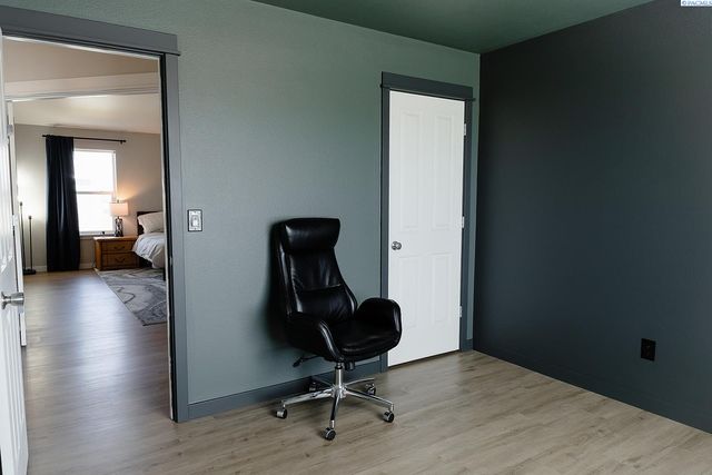 4811 Cordova, Pasco, WA 99301