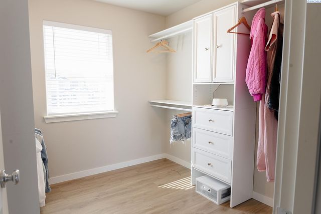 4811 Cordova, Pasco, WA 99301