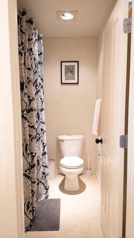 4811 Cordova, Pasco, WA 99301