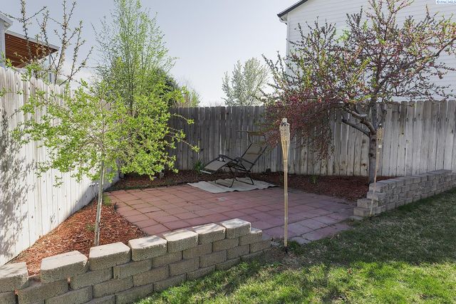 4811 Cordova, Pasco, WA 99301