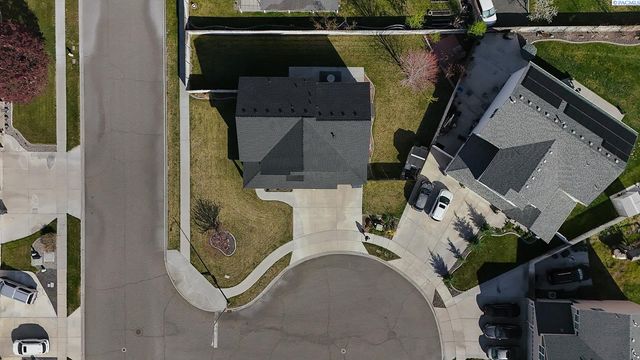 4811 Cordova, Pasco, WA 99301
