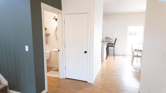 4811 Cordova, Pasco, WA 99301