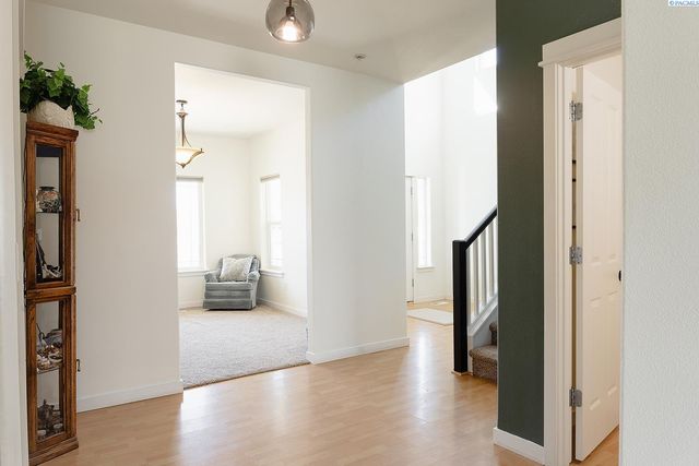 4811 Cordova, Pasco, WA 99301