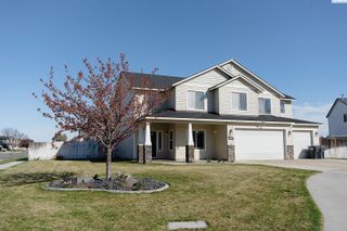 4811 Cordova, Pasco, WA 99301