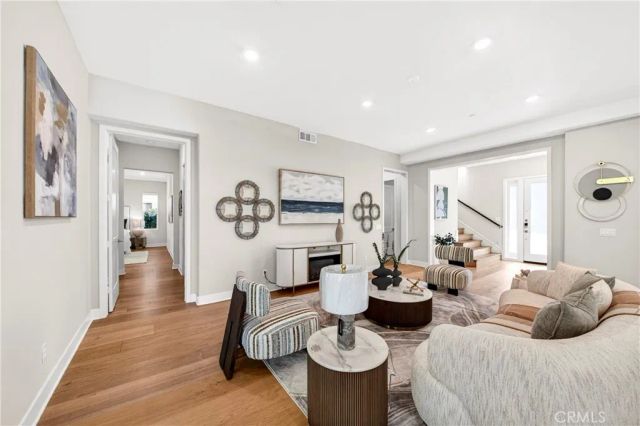 66 Bolide, Irvine, CA 92618