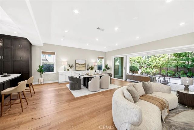66 Bolide, Irvine, CA 92618