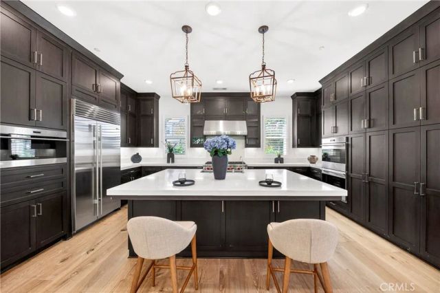 66 Bolide, Irvine, CA 92618