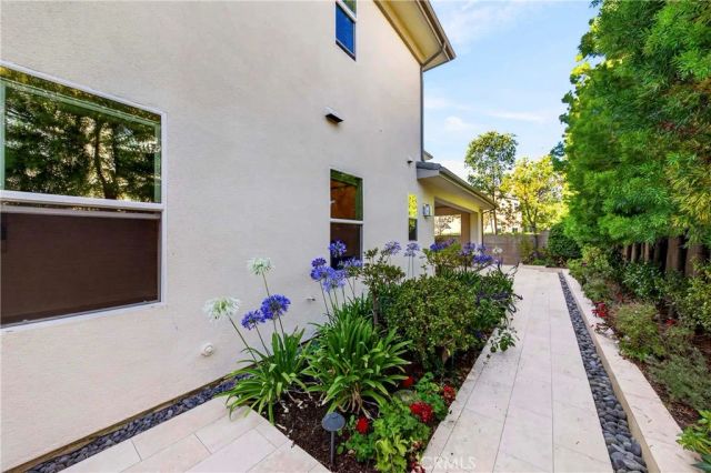 66 Bolide, Irvine, CA 92618