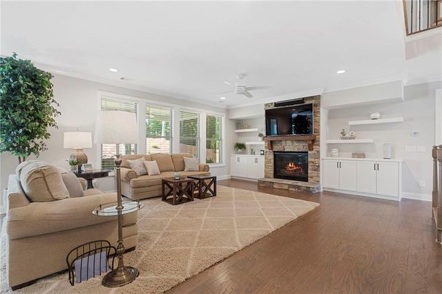 28 Vandiver Court, Acworth, GA 30101