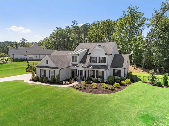 28 Vandiver Court, Acworth, GA 30101