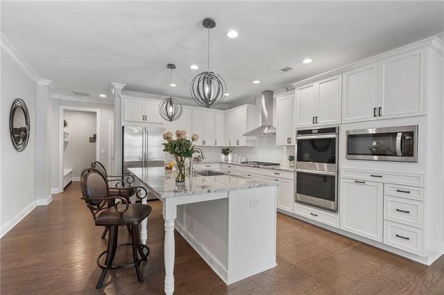 28 Vandiver Court, Acworth, GA 30101