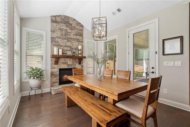 28 Vandiver Court, Acworth, GA 30101