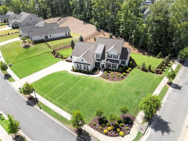 28 Vandiver Court, Acworth, GA 30101