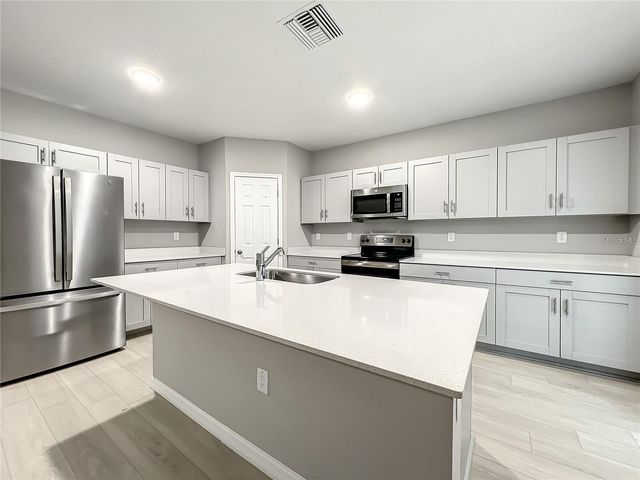 7540 FREESIA TRACE, Wesley Chapel, FL 33545