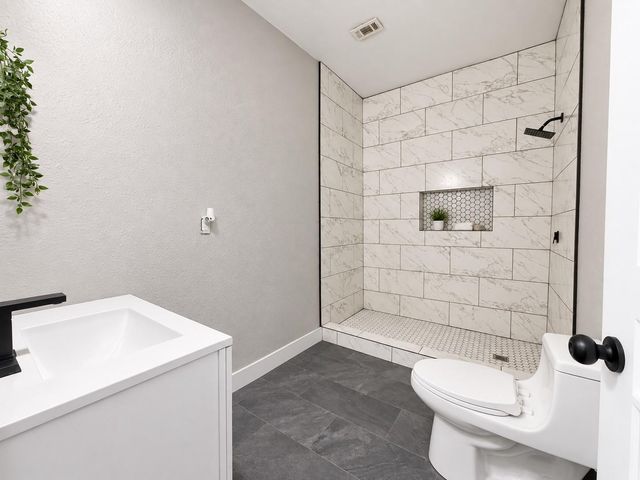 7644 Avenue F, Houston, TX 77012