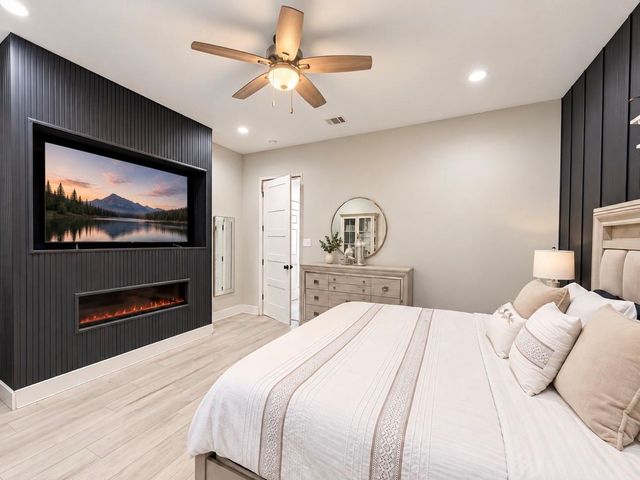 7644 Avenue F, Houston, TX 77012