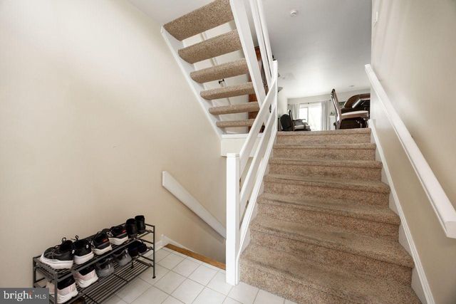 32 CABOT CT, Chesterbrook, PA 19087